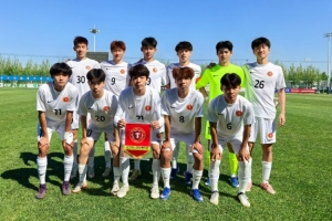 青少年足球联赛 辽宁铁人U20队4-0力克天津棣华津英U20队
